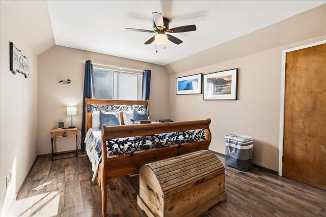 43149 W Sugar Pine Drive, Oakhurst, CA 93644