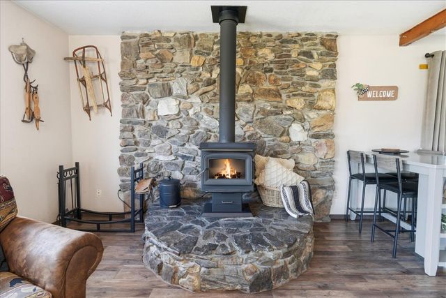 43149 W Sugar Pine Drive, Oakhurst, CA 93644