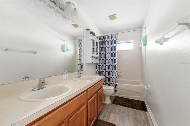 4212 BALINGTON DRIVE, Valrico, FL 33596