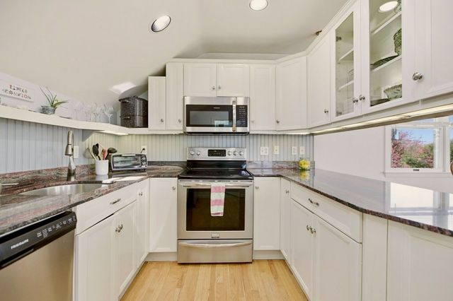 35 Wild Cherry Drive, Little Compton, RI 02837