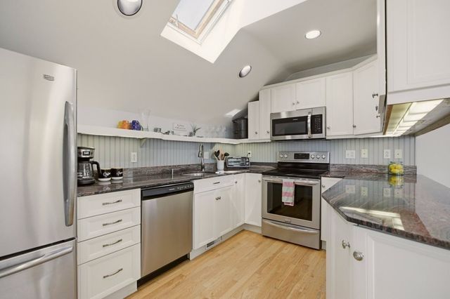 35 Wild Cherry Drive, Little Compton, RI 02837