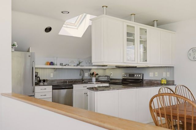 35 Wild Cherry Drive, Little Compton, RI 02837