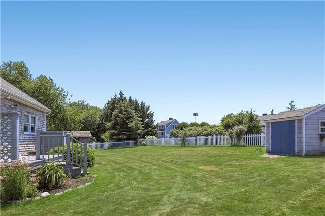 35 Wild Cherry Drive, Little Compton, RI 02837