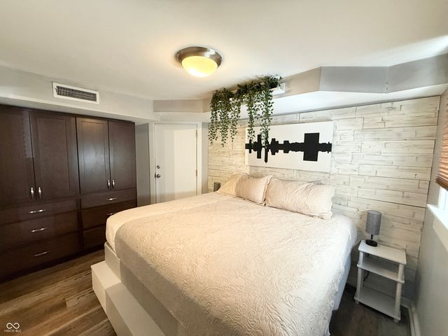 801 N Pennsylvania Street B, Indianapolis, IN 46204