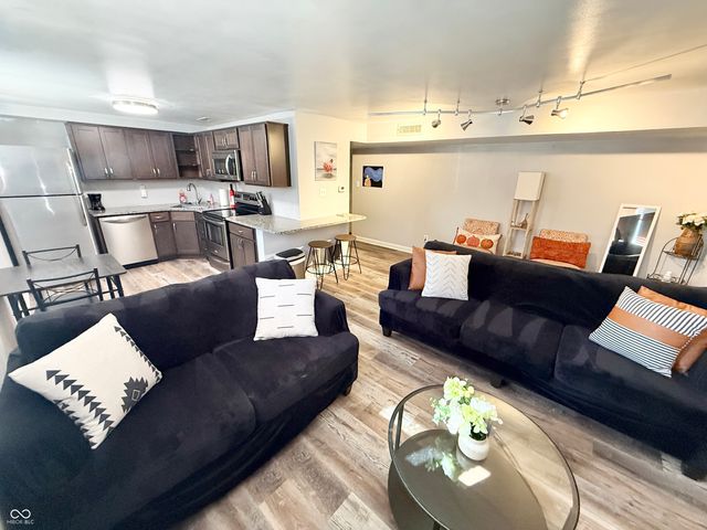 801 N Pennsylvania Street B, Indianapolis, IN 46204