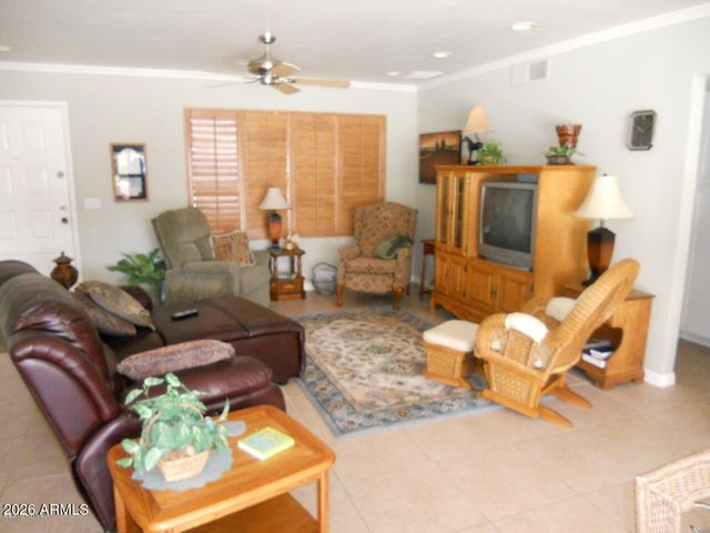 15821 N 9TH Place, Phoenix, AZ 85022