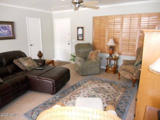 15821 N 9TH Place, Phoenix, AZ 85022