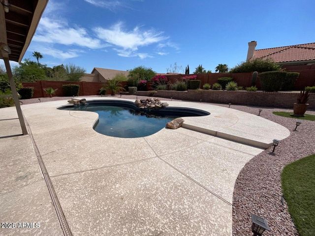 15821 N 9TH Place, Phoenix, AZ 85022