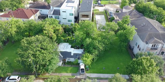 2 Hidalgo Street, Houston, TX 77056