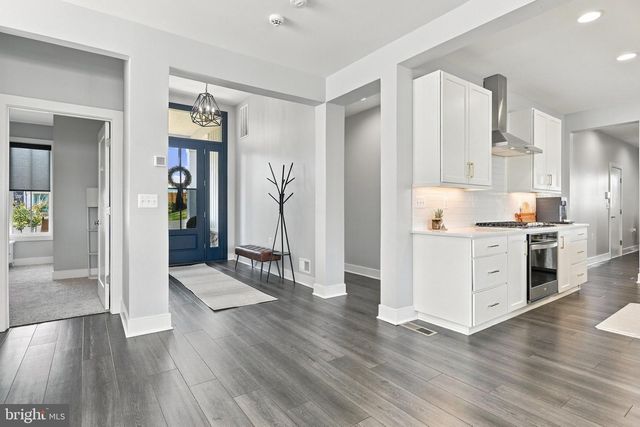 62 ELLA WASHINGTON CT, Charles Town, WV 25414