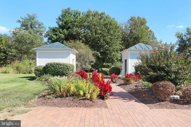 62 ELLA WASHINGTON CT, Charles Town, WV 25414