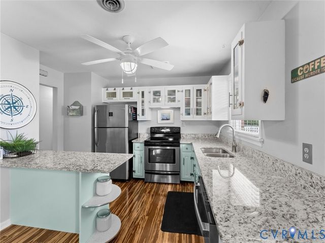 8259 Meadowview Ln, Mechanicsville, VA 23111