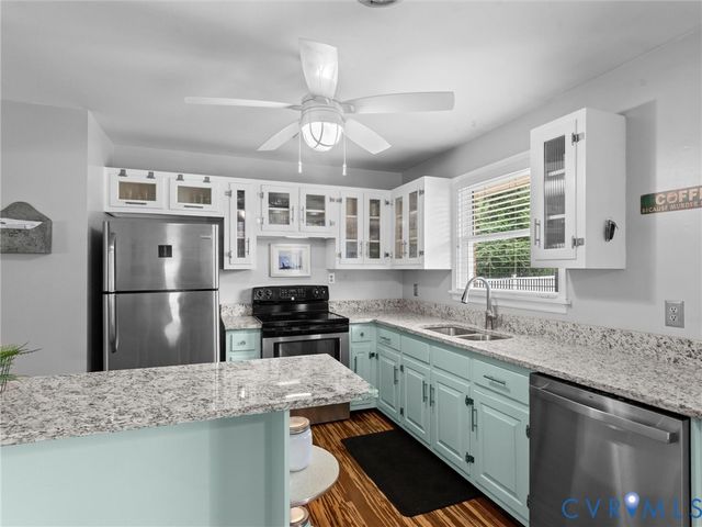 8259 Meadowview Ln, Mechanicsville, VA 23111