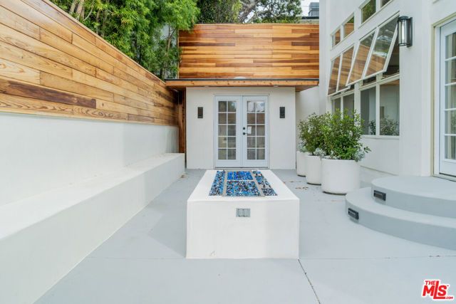 147 Napoleon Street, Playa Del Rey (los Angeles), CA 90293
