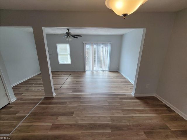 6002 Edgelake DR, Virginia Beach, VA 23464