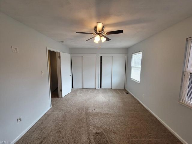 6002 Edgelake DR, Virginia Beach, VA 23464