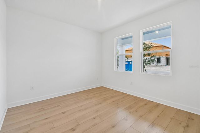 5681 LEAFLET TRAIL, Mount Dora, FL 32757
