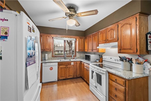 8503 Par Lane, Rogers, AR 72756