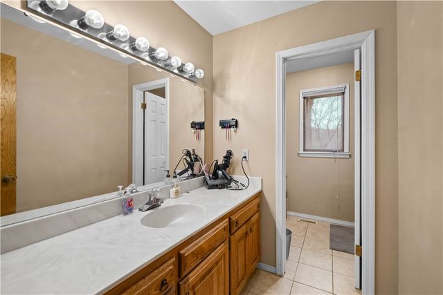 8503 Par Lane, Rogers, AR 72756