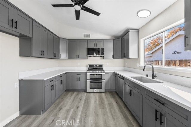 44159 Kirkland Avenue, Lancaster, CA 93535