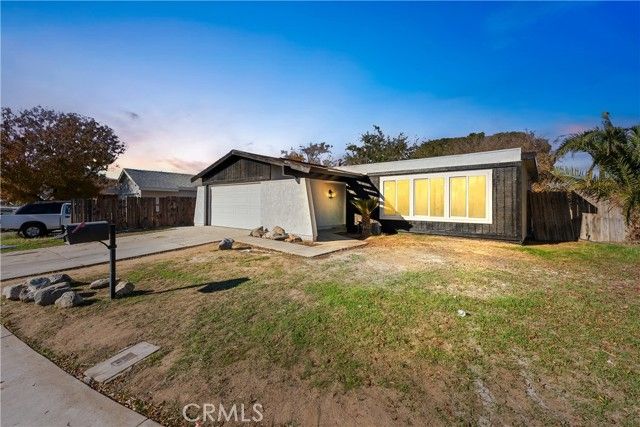 44159 Kirkland Avenue, Lancaster, CA 93535