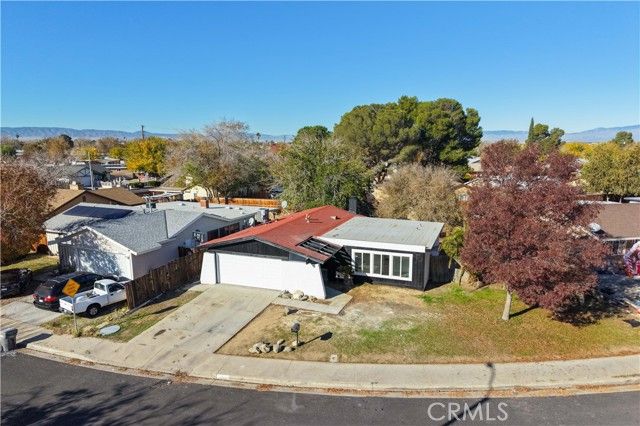 44159 Kirkland Avenue, Lancaster, CA 93535