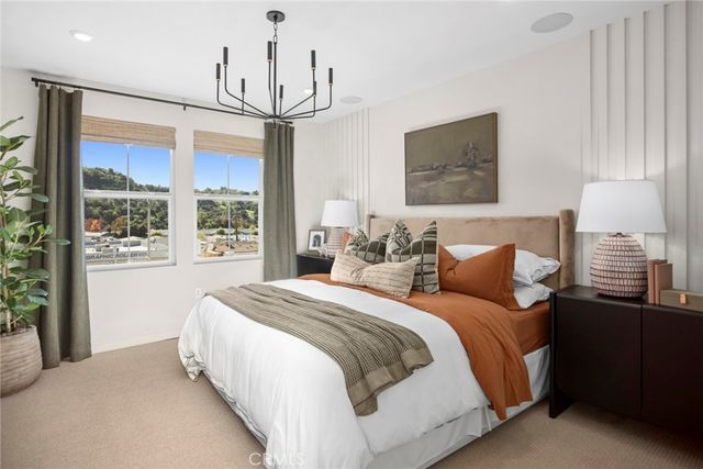 727 E. Route 66, Glendora, CA 91740
