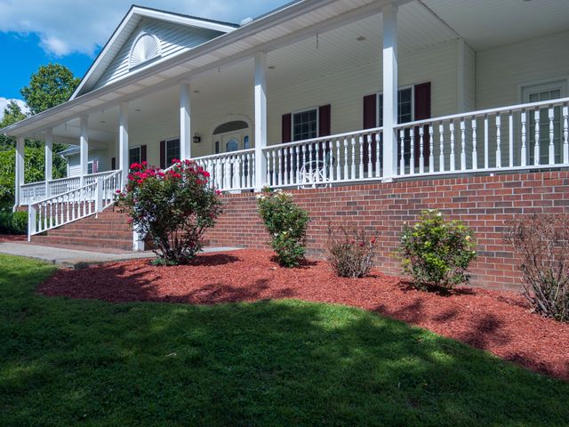 904 Weeping Willow Rd, Hendersonville, TN 37075