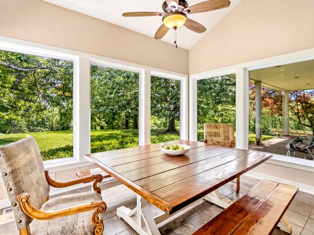 904 Weeping Willow Rd, Hendersonville, TN 37075
