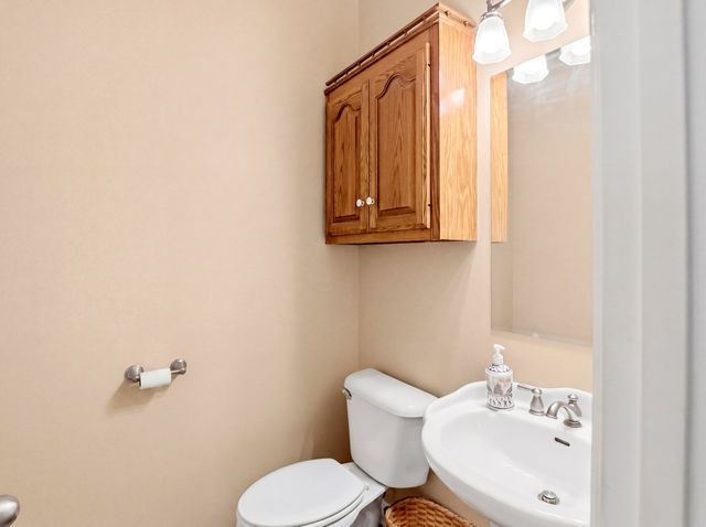 904 Weeping Willow Rd, Hendersonville, TN 37075