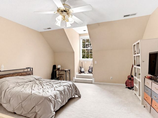 904 Weeping Willow Rd, Hendersonville, TN 37075