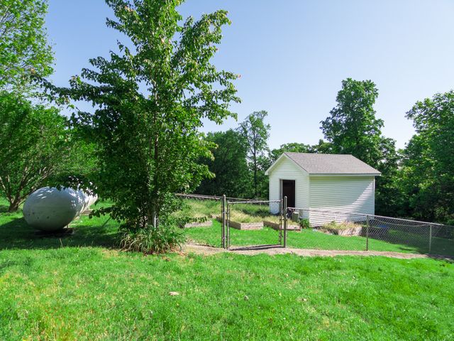 904 Weeping Willow Rd, Hendersonville, TN 37075