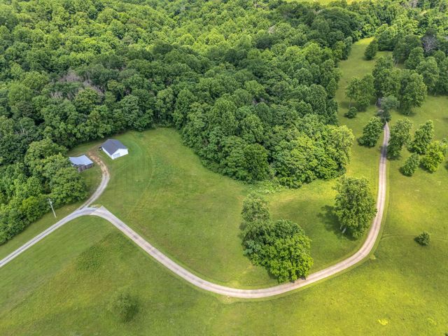 904 Weeping Willow Rd, Hendersonville, TN 37075