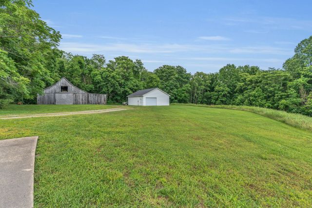 904 Weeping Willow Rd, Hendersonville, TN 37075