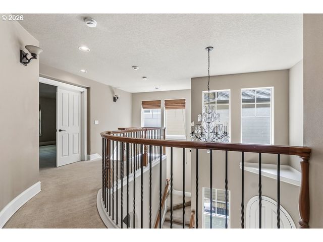 13493 Sw SHAKESPEARE St, Portland, OR 97224