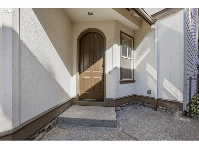 13493 Sw SHAKESPEARE St, Portland, OR 97224