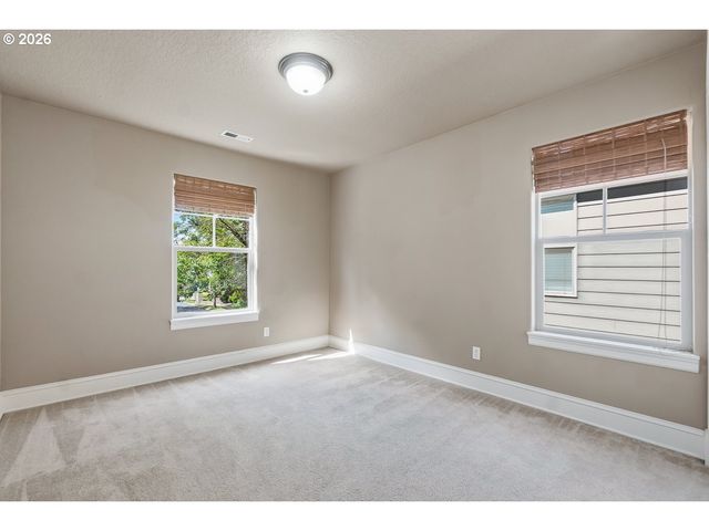 13493 Sw SHAKESPEARE St, Portland, OR 97224