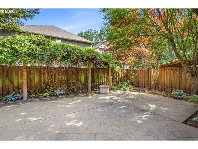 13493 Sw SHAKESPEARE St, Portland, OR 97224