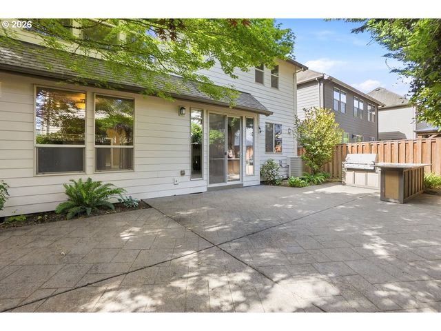 13493 Sw SHAKESPEARE St, Portland, OR 97224