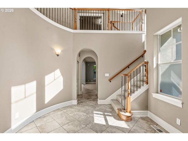 13493 Sw SHAKESPEARE St, Portland, OR 97224
