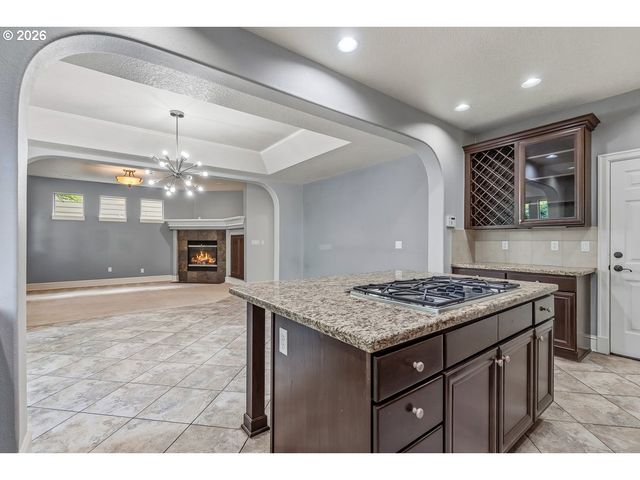 13493 Sw SHAKESPEARE St, Portland, OR 97224