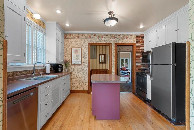 212 MIRAMAR DRIVE, Green Bay, WI 54301