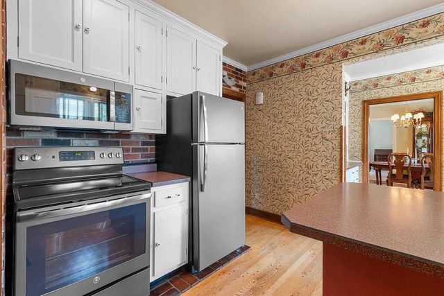 212 MIRAMAR DRIVE, Green Bay, WI 54301