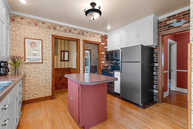 212 MIRAMAR DRIVE, Green Bay, WI 54301