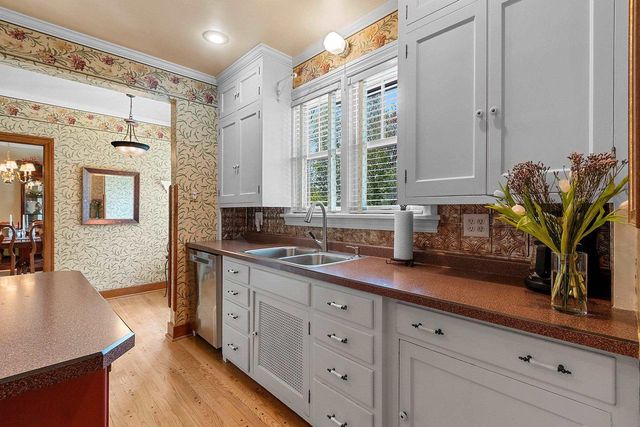 212 MIRAMAR DRIVE, Green Bay, WI 54301