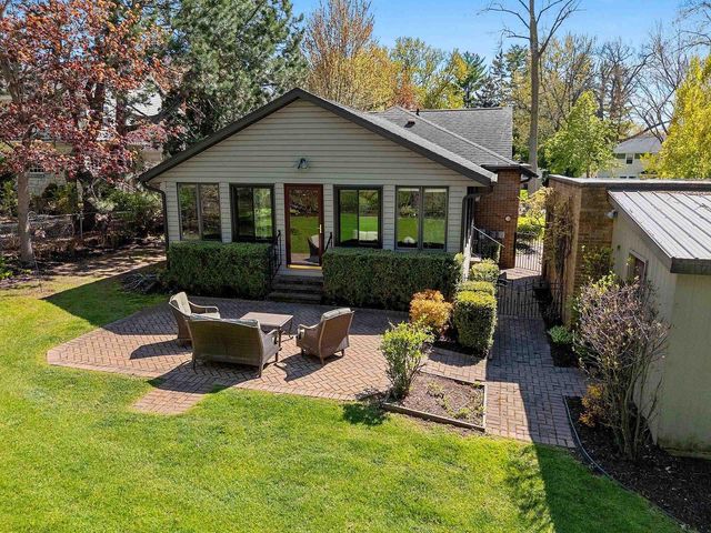 212 MIRAMAR DRIVE, Green Bay, WI 54301