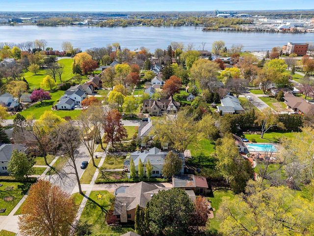 212 MIRAMAR DRIVE, Green Bay, WI 54301