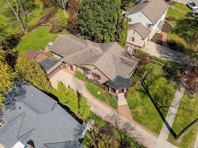 212 MIRAMAR DRIVE, Green Bay, WI 54301