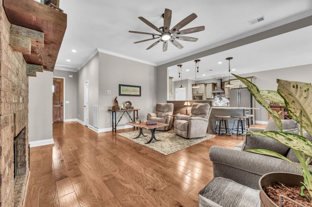 1487 Hereford Blvd, Clarksville, TN 37043
