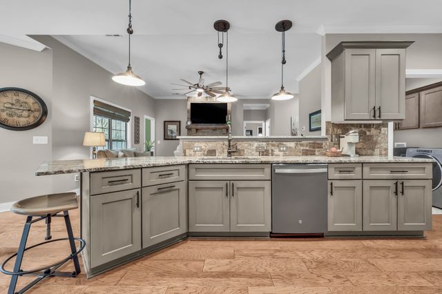 1487 Hereford Blvd, Clarksville, TN 37043